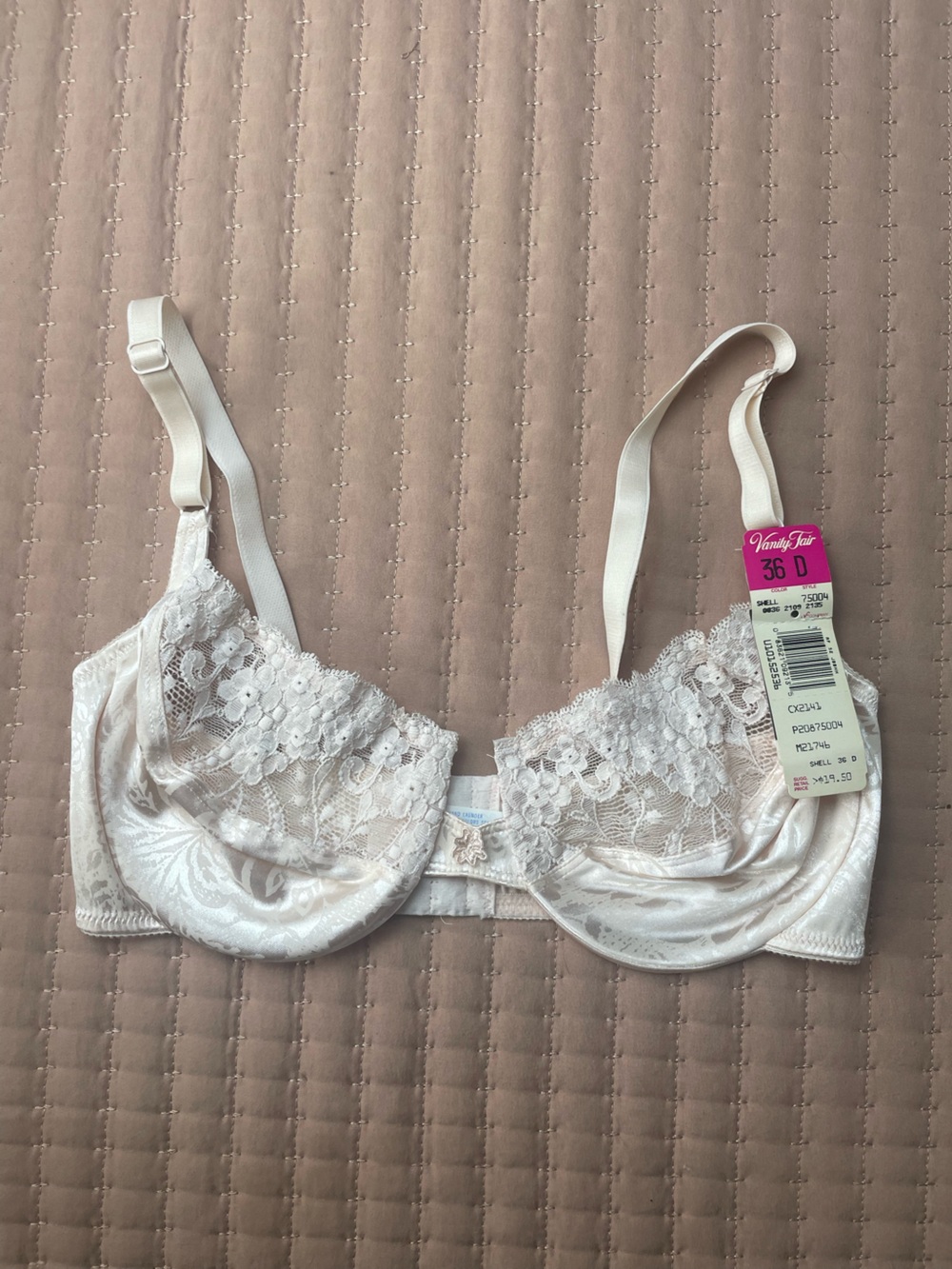 VTG Vanity Fair Lace & Satin Underwire Bra 36D